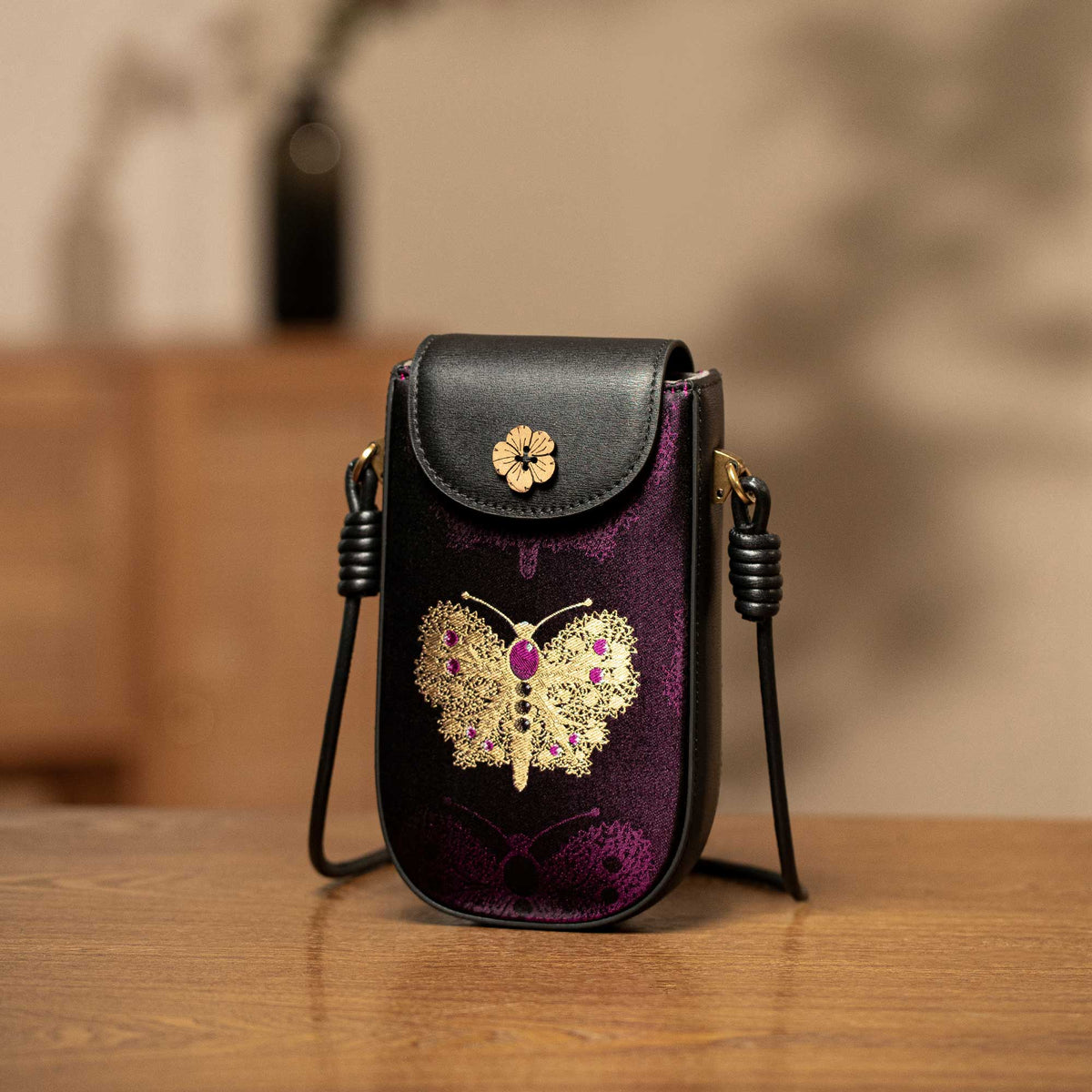 Khan Pouch