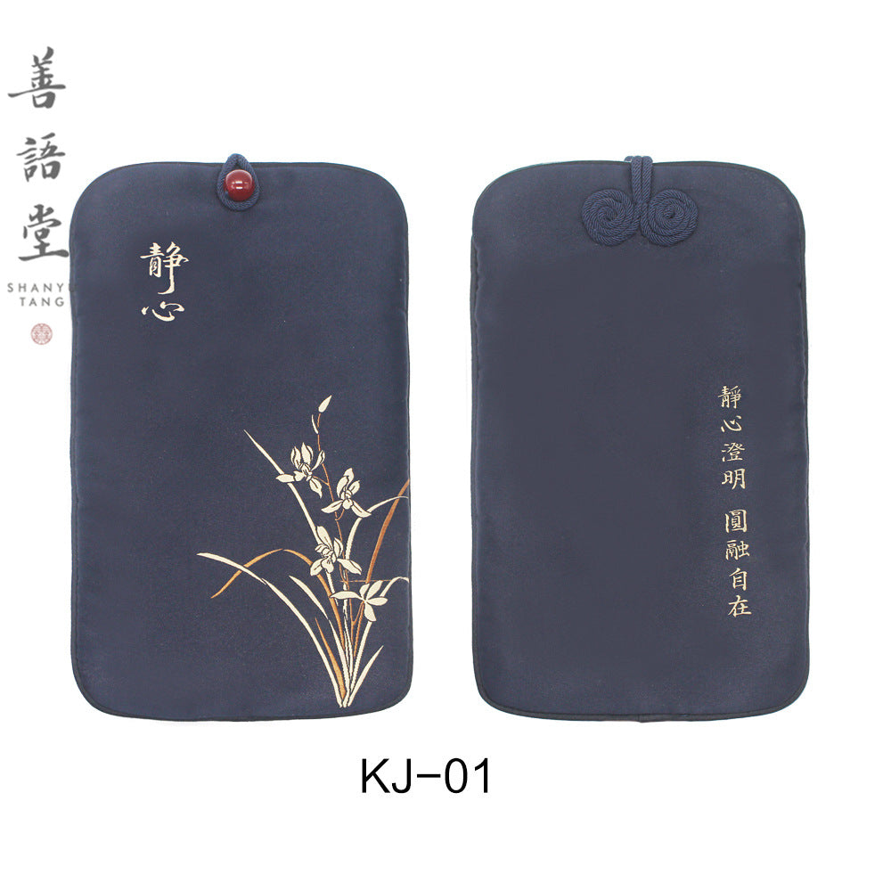 Shanyutang, retro literary mobile phone bag, messenger bag, silk embroidery change packaging, mini multi-functional buckle bag.