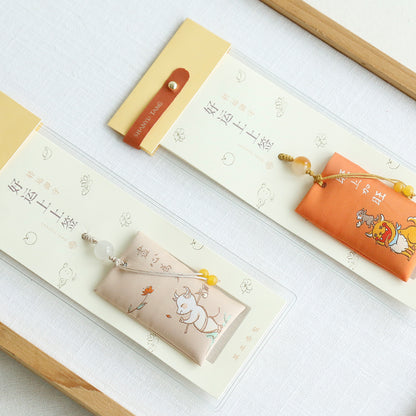 Shanyutang, carry the twelve zodiac signs of good luck on the signature silk embroidery fun fresh small sachet