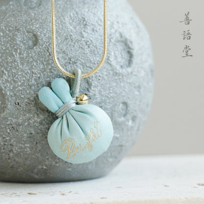 Shanyutang, peach heart sachet bracelet creative accessories, portable gifts, lucky bags, bags, wardrobes, sachet, lucky bags, pendants.